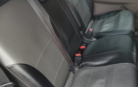 Mitsubishi Grandis, 2007 год, 685 000 рублей, 18 фотография