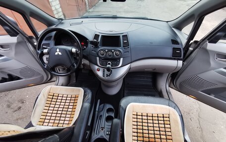 Mitsubishi Grandis, 2007 год, 685 000 рублей, 17 фотография