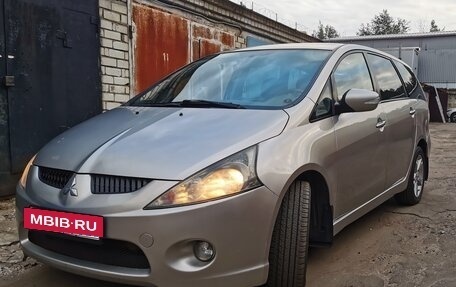 Mitsubishi Grandis, 2007 год, 685 000 рублей, 14 фотография