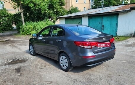 KIA Rio III рестайлинг, 2015 год, 975 000 рублей, 5 фотография