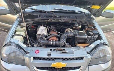 Chevrolet Niva I рестайлинг, 2010 год, 329 000 рублей, 8 фотография