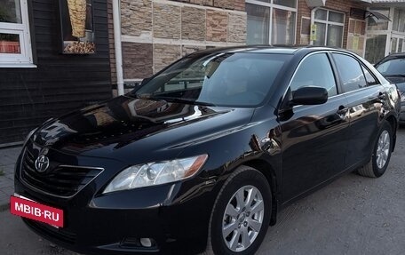 Toyota Camry, 2008 год, 775 000 рублей, 2 фотография
