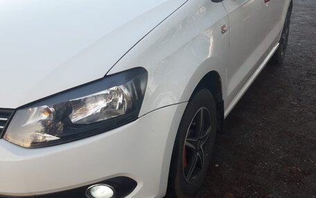 Volkswagen Polo VI (EU Market), 2015 год, 750 000 рублей, 5 фотография