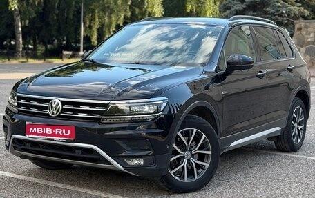 Volkswagen Tiguan II, 2018 год, 2 537 000 рублей, 1 фотография