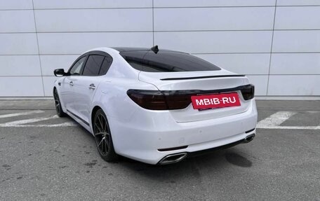 KIA Quoris I, 2017 год, 1 890 000 рублей, 9 фотография