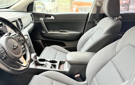 KIA Sportage IV рестайлинг, 2018 год, 1 950 000 рублей, 15 фотография