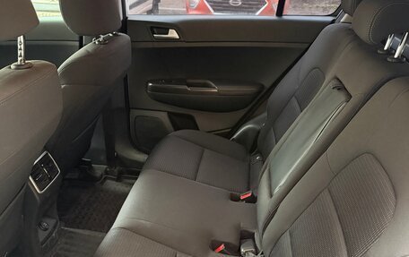 KIA Sportage IV рестайлинг, 2018 год, 1 950 000 рублей, 16 фотография
