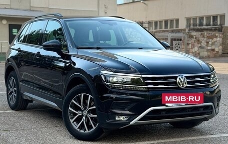 Volkswagen Tiguan II, 2018 год, 2 537 000 рублей, 2 фотография