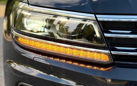 Volkswagen Tiguan II, 2018 год, 2 537 000 рублей, 5 фотография