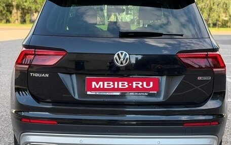 Volkswagen Tiguan II, 2018 год, 2 537 000 рублей, 9 фотография