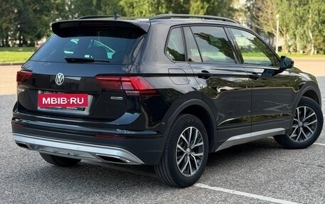 Volkswagen Tiguan II, 2018 год, 2 537 000 рублей, 7 фотография