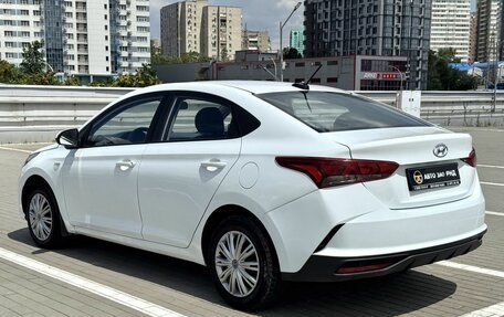 Hyundai Solaris II рестайлинг, 2021 год, 950 000 рублей, 4 фотография
