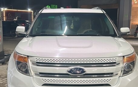Ford Explorer VI, 2014 год, 800 000 рублей, 1 фотография