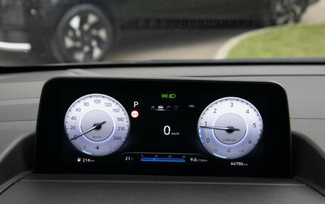 Hyundai Staria, 2024 год, 4 428 000 рублей, 12 фотография