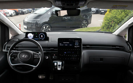 Hyundai Staria, 2024 год, 4 428 000 рублей, 15 фотография
