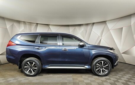 Mitsubishi Pajero Sport III рестайлинг, 2019 год, 3 697 000 рублей, 6 фотография