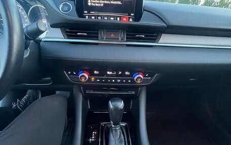 Mazda 6, 2020 год, 2 800 000 рублей, 14 фотография