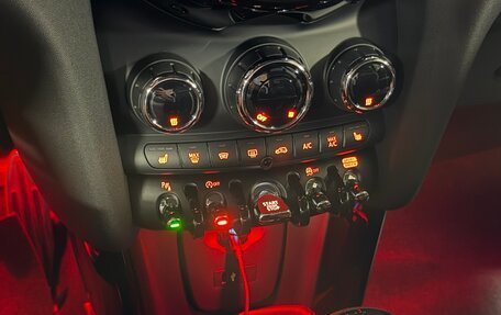 MINI Hatch, 2018 год, 3 500 000 рублей, 9 фотография