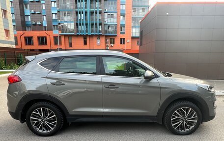 Hyundai Tucson III, 2019 год, 1 990 000 рублей, 2 фотография