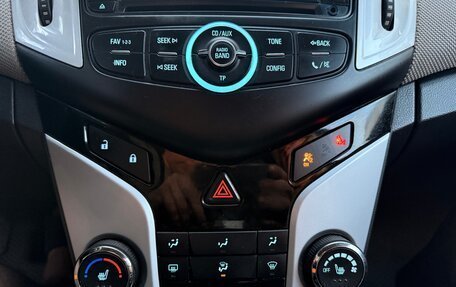 Chevrolet Cruze II, 2014 год, 600 000 рублей, 10 фотография
