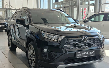 Toyota RAV4, 2020 год, 3 408 000 рублей, 3 фотография