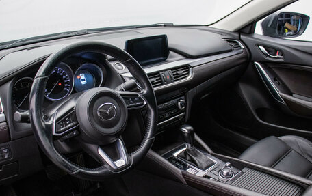 Mazda 6, 2017 год, 2 120 000 рублей, 10 фотография