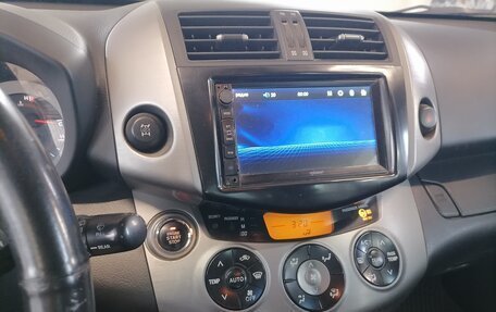 Toyota RAV4, 2008 год, 1 050 000 рублей, 13 фотография