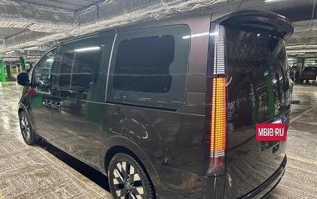 Hyundai Staria, 2023 год, 5 500 000 рублей, 7 фотография