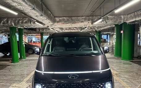 Hyundai Staria, 2023 год, 5 500 000 рублей, 3 фотография