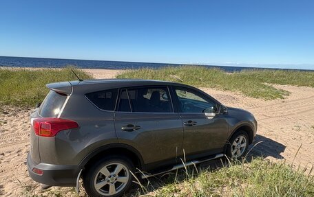 Toyota RAV4, 2014 год, 1 970 000 рублей, 3 фотография