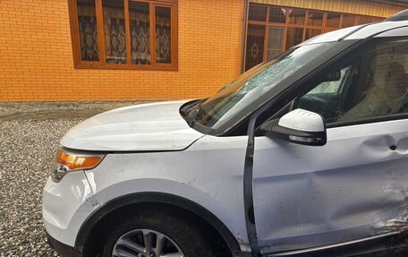 Ford Explorer VI, 2014 год, 800 000 рублей, 2 фотография