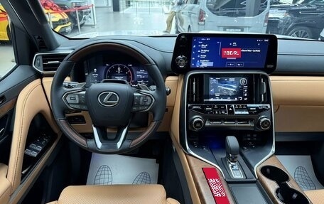 Lexus LX, 2025 год, 19 190 000 рублей, 26 фотография
