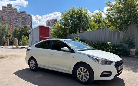 Hyundai Solaris II рестайлинг, 2017 год, 970 000 рублей, 3 фотография