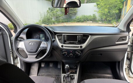 Hyundai Solaris II рестайлинг, 2017 год, 970 000 рублей, 10 фотография