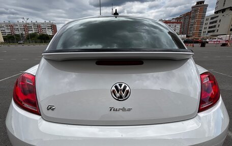 Volkswagen Beetle, 2015 год, 1 970 000 рублей, 6 фотография