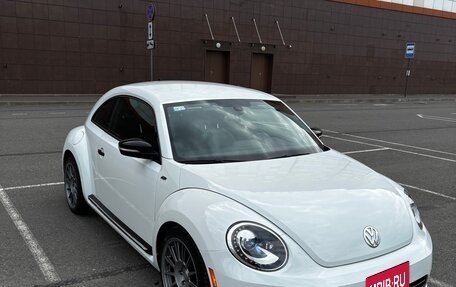 Volkswagen Beetle, 2015 год, 1 970 000 рублей, 9 фотография