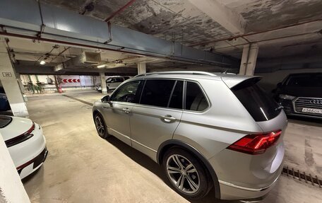 Volkswagen Tiguan II, 2018 год, 3 500 000 рублей, 4 фотография