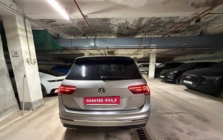 Volkswagen Tiguan II, 2018 год, 3 500 000 рублей, 3 фотография