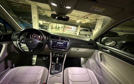 Volkswagen Tiguan II, 2018 год, 3 500 000 рублей, 14 фотография