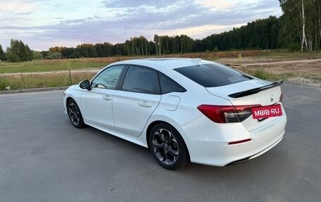 Honda Civic, 2022 год, 2 700 000 рублей, 5 фотография