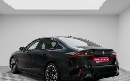 BMW 5 серия, 2026 год, 13 690 000 рублей, 9 фотография