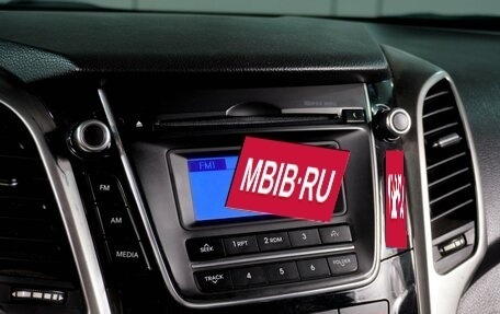 Hyundai i30 II рестайлинг, 2012 год, 899 000 рублей, 14 фотография