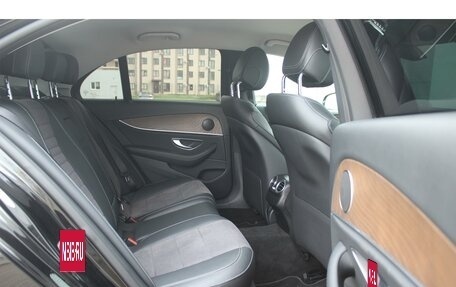 Mercedes-Benz E-Класс, 2019 год, 3 100 000 рублей, 17 фотография