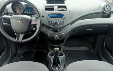 Chevrolet Spark III, 2011 год, 620 000 рублей, 9 фотография