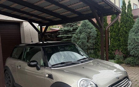 MINI Hatch, 2010 год, 890 000 рублей, 3 фотография