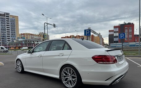 Mercedes-Benz E-Класс, 2013 год, 2 200 000 рублей, 15 фотография