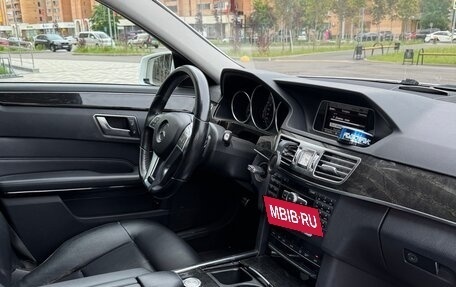 Mercedes-Benz E-Класс, 2013 год, 2 200 000 рублей, 21 фотография
