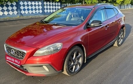 Volvo V40 II рестайлинг, 2015 год, 1 500 000 рублей, 1 фотография