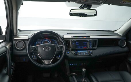 Toyota RAV4, 2013 год, 2 157 077 рублей, 6 фотография