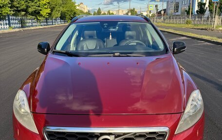 Volvo V40 II рестайлинг, 2015 год, 1 500 000 рублей, 2 фотография